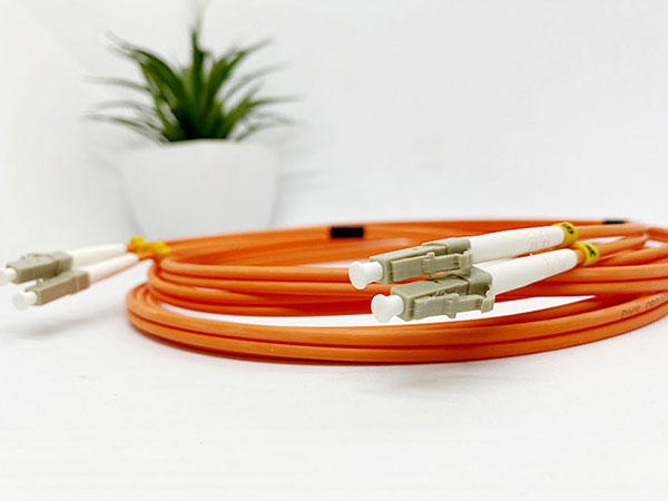 Phân biệt dây nhảy quang và dây hàn quang - Pigtails