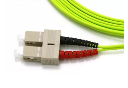 SC OM5 100G Duplex Simplex Fiber Optic Patch Cord PVC/LSZH Cover Long Lifespan